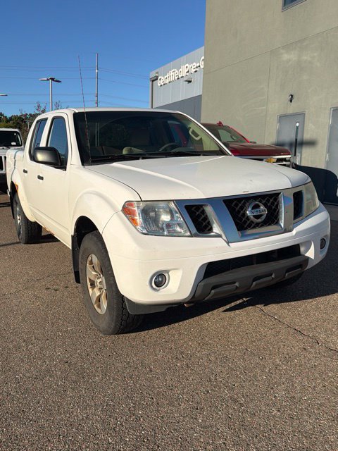 Used 2012 Nissan Frontier SV AWD/4WD image 3