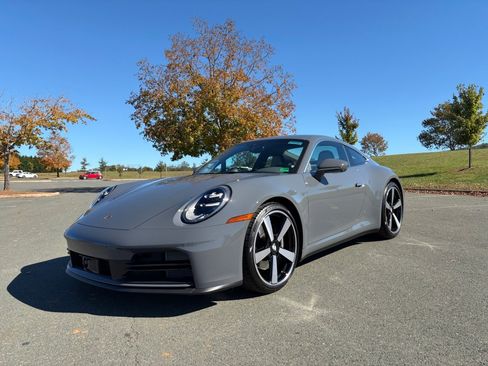 New 2026 Porsche 911 Carrera image 1