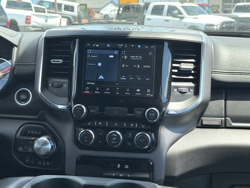 Used 2024 RAM 1500 Laramie w/ Off Road Group AWD/4WD image 15