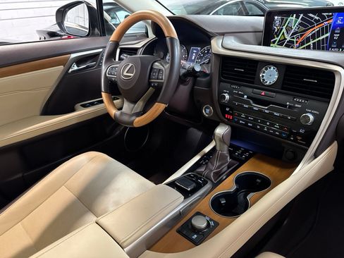 Used 2018 Lexus RX 350 FWD w/ Premium Package image 28