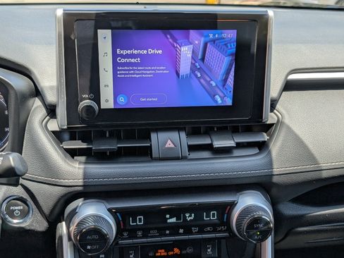 Used 2024 Toyota RAV4 XLE w/ Convenience Package AWD/4WD image 17