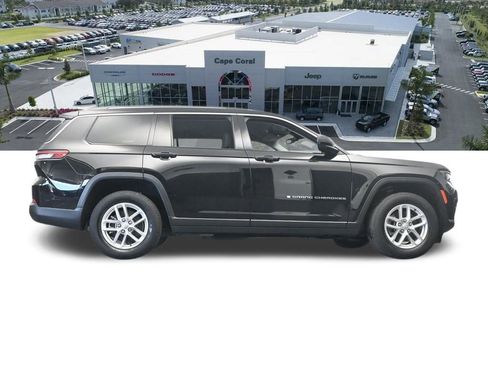 Used 2021 Jeep Grand Cherokee L Laredo w/ Luxury Tech Group I image 65