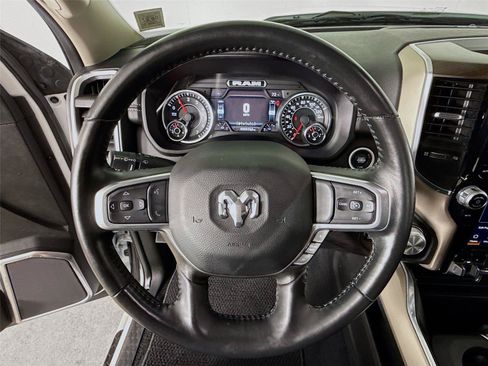 Used 2023 RAM 2500 Laramie AWD/4WD image 13