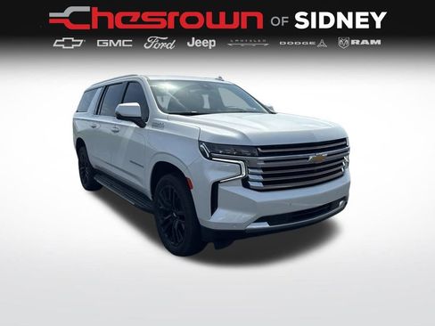 Used 2023 Chevrolet Suburban High Country AWD/4WD image 7