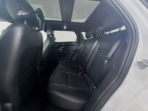 Used 2025 Land Rover Range Rover Evoque Dynamic SE AWD/4WD image 23
