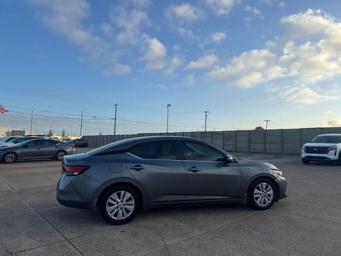 Certified 2020 Nissan Sentra S FWD image 19