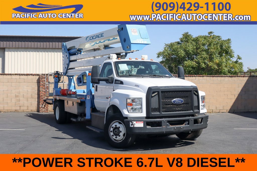 Used 2019 Ford F650 2WD Regular Cab Super Duty image 1