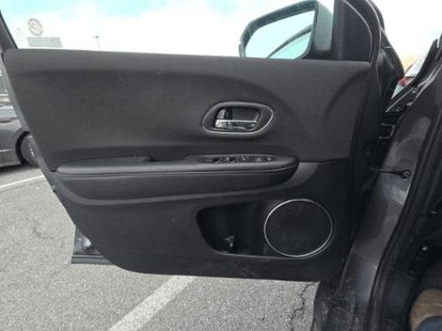 Used 2022 Honda HR-V EX image 21