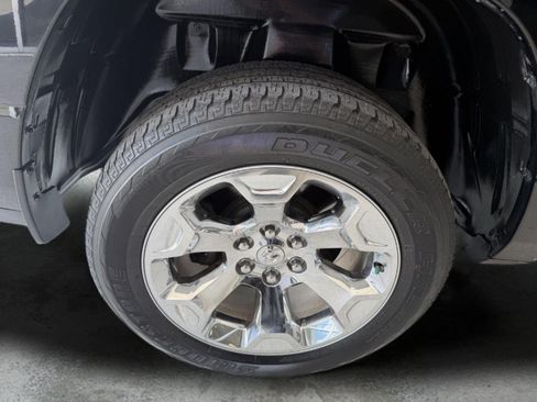 Used 2021 RAM 1500 4x4 Crew Cab image 22