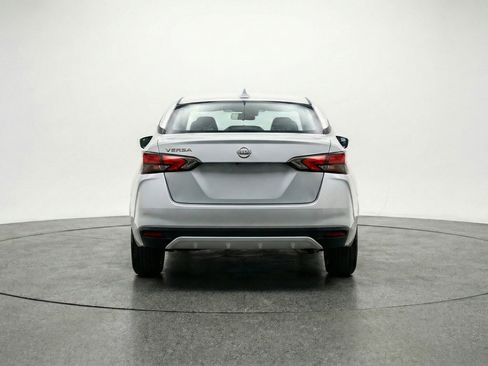 Used 2025 Nissan Versa SV FWD image 7