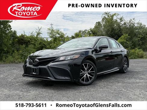 Certified 2024 Toyota Camry SE w/ Cold Weather Package FWD image 1