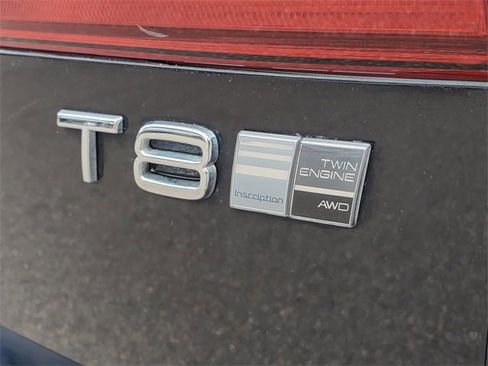 Used 2020 Volvo XC60 T8 Inscription image 8