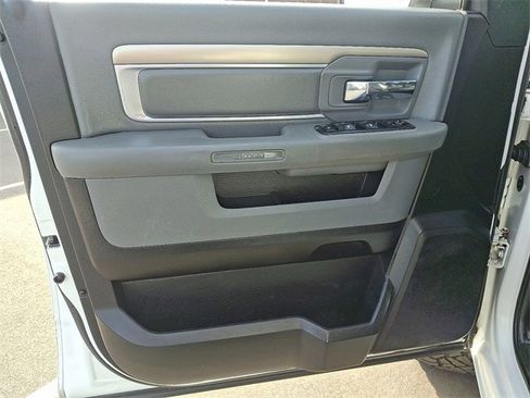 Used 2017 RAM 1500 Big Horn image 12