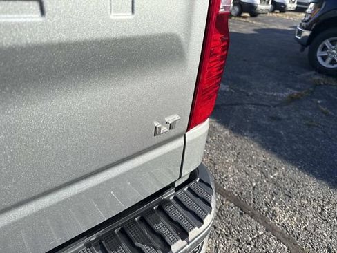 Used 2025 Chevrolet Silverado 1500 LT AWD/4WD image 5