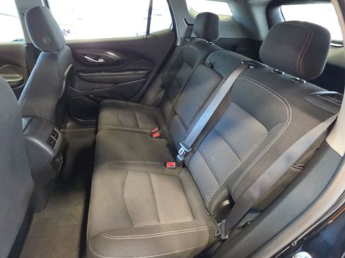 Used 2024 GMC Terrain SLE w/ LPO, Floor Liner Package FWD image 30
