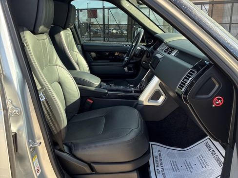 Used 2018 Land Rover Range Rover HSE image 6