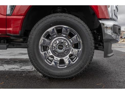 New 2026 Ford F250 Lariat w/ Lariat Premium Package image 9