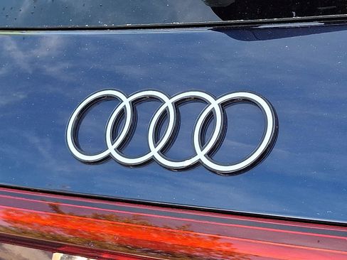 Used 2025 Audi Q5 Prestige AWD/4WD image 31