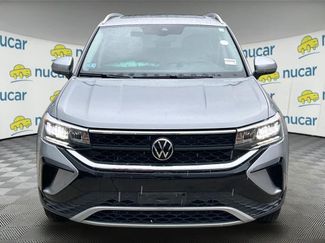 Used 2023 Volkswagen Taos SE w/ Panoramic Sunroof Package AWD/4WD video 2