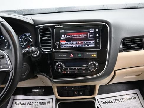 Used 2018 Mitsubishi Outlander GT AWD/4WD image 20