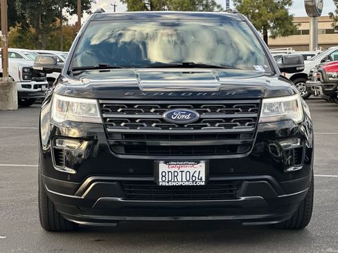 Used 2018 Ford Explorer XLT w/ Equipment Group 202A image 10