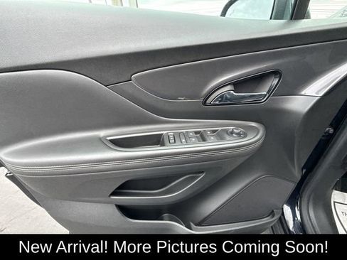 Used 2022 Buick Encore Preferred w/ Safety Package AWD/4WD image 20