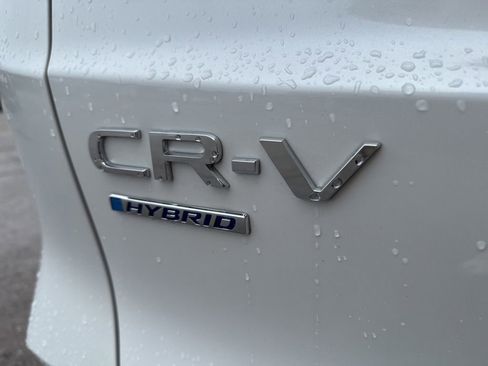 Used 2025 Honda CR-V Sport Touring image 9