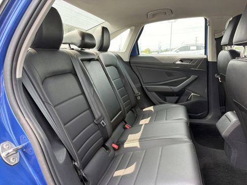 Used 2024 Volkswagen Jetta SE FWD image 27