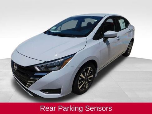 Used 2025 Nissan Versa SV w/ Trunk Package image 5