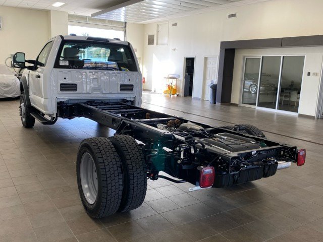 New 2026 Ford F550 2WD Regular Cab Super Duty image 5