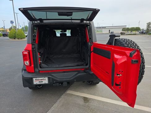 Used 2023 Ford Bronco Black Diamond image 5