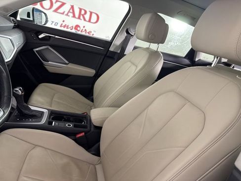 Used 2022 Audi Q3 2.0T Premium image 11