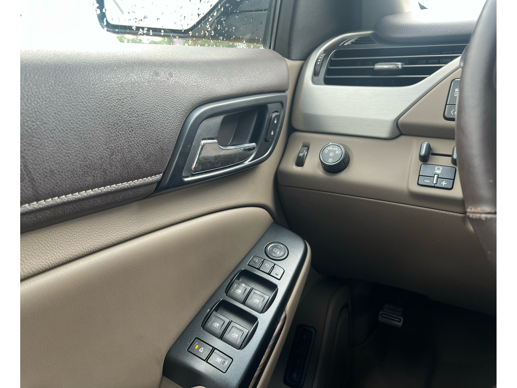 Used 2015 GMC Yukon SLT w/ Open Road Package RWD image 23