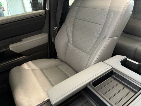 Used 2025 Toyota Tundra Limited w/ TRD Off-Road Package image 20