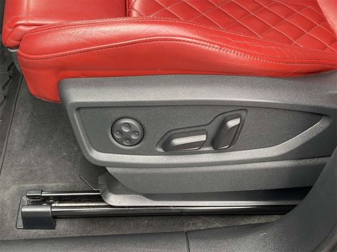 Used 2019 Audi SQ5 Premium Plus w/ Premium Plus Package image 15