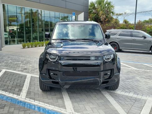 New 2026 Land Rover Defender 130 V8 AWD/4WD image 8