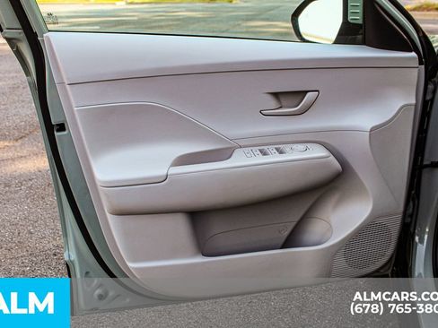 Used 2024 Hyundai Kona SEL FWD image 37