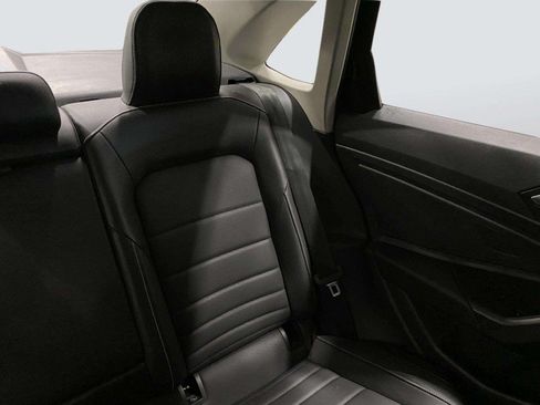 Used 2024 Volkswagen Jetta SE FWD image 27