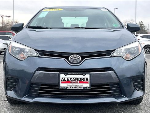 Used 2016 Toyota Corolla LE image 3