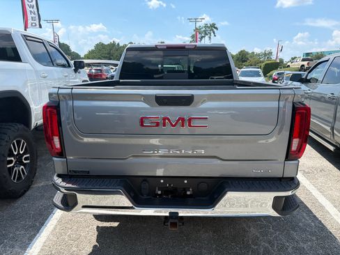 Used 2024 GMC Sierra 1500 SLT w/ SLT Premium Package AWD/4WD image 4