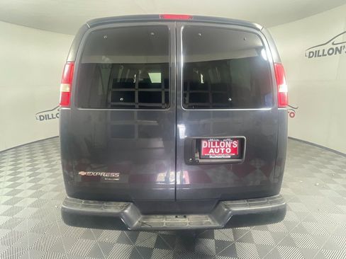 Used 2016 Chevrolet Express 2500 LS image 5