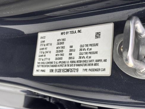 Used 2022 Tesla Model 3 Performance image 46