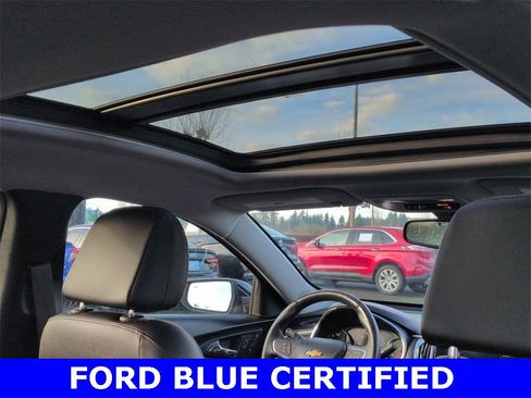 Used 2020 Chevrolet Malibu Premier image 30