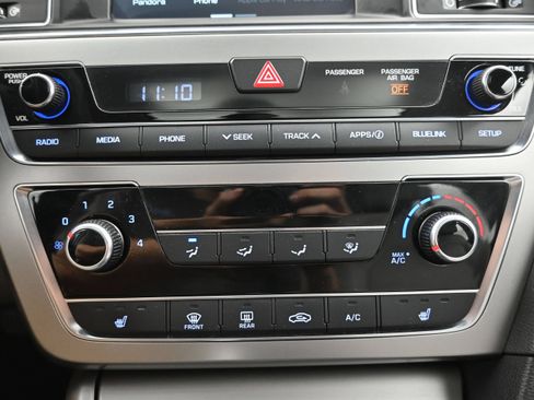 Used 2017 Hyundai Sonata Sport w/ Value Edition Package 02 FWD image 17