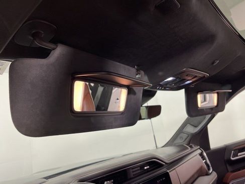 Used 2025 GMC Sierra 2500 Denali Ultimate w/ Max Trailering Package image 32