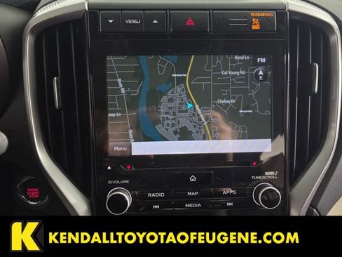 Used 2022 Subaru Ascent Touring w/ Popular Package #2A AWD/4WD image 13