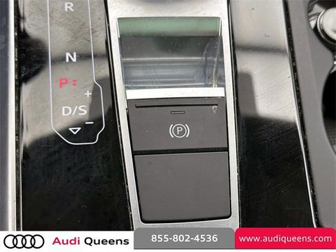 Used 2023 Audi Q8 Premium Plus w/ Premium Plus Package image 28