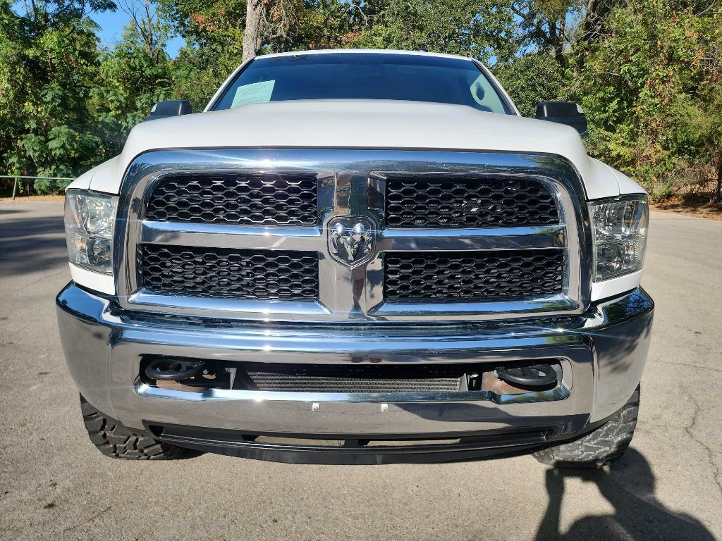 Used 2016 RAM 2500 Tradesman w/ Chrome Appearance Group AWD/4WD image 2