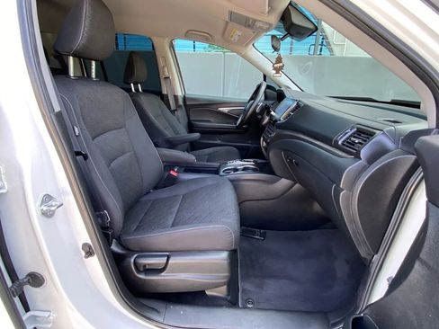 Used 2023 Honda Ridgeline Sport image 30