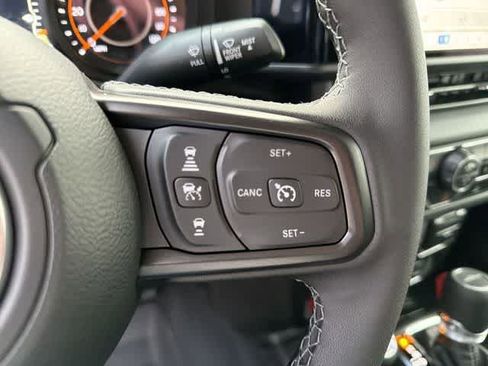 New 2026 Jeep Gladiator Mojave image 25